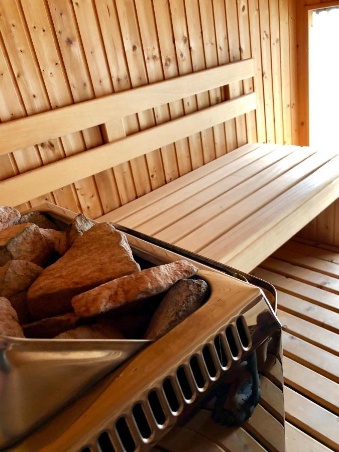 Arunda Luxury Boutique Hotel *